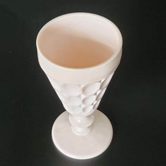 1950s (1) "Shell Pink Milk Glass" 6 3/8" Water Goblet by Jeannette - Picture 3 of 9